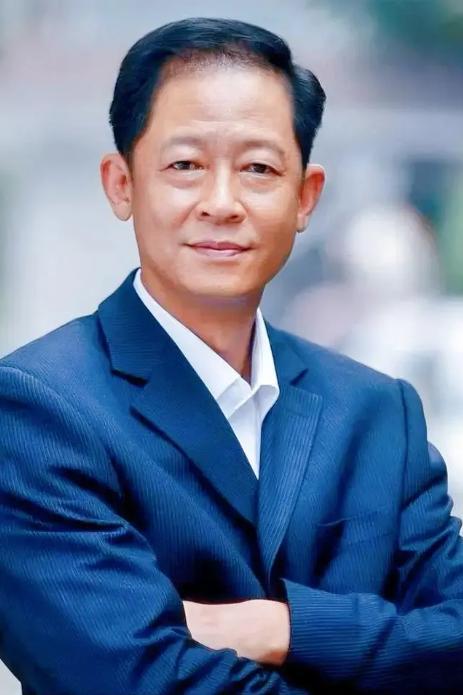 位明星的经历就明白有时候记者挨得不冤龙8国际龙8网站朱婷不是个例看了这四(图5)
