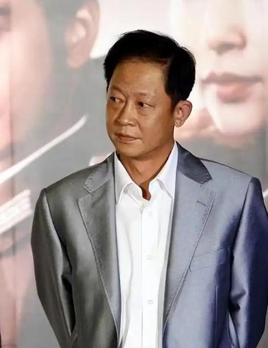 位明星的经历就明白有时候记者挨得不冤龙8国际龙8网站朱婷不是个例看了这四(图16)