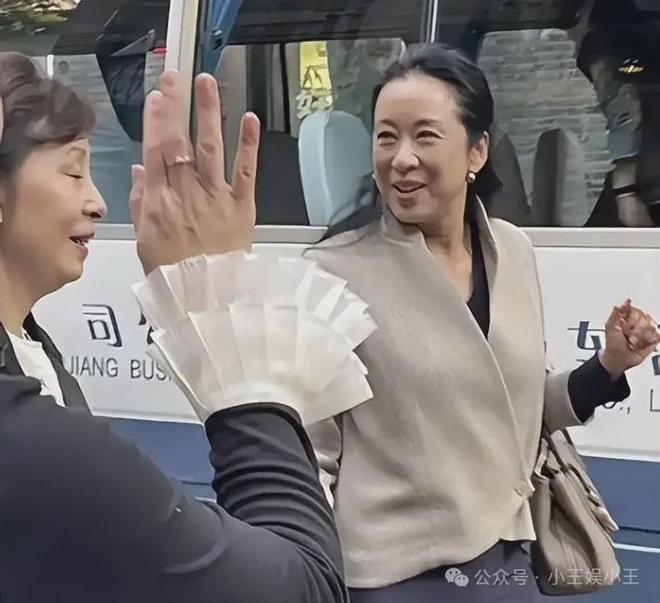 朱玲玲此生最骄傲的事情不是两次嫁入豪门Long8国际平台登录入口万万没想到(图4)