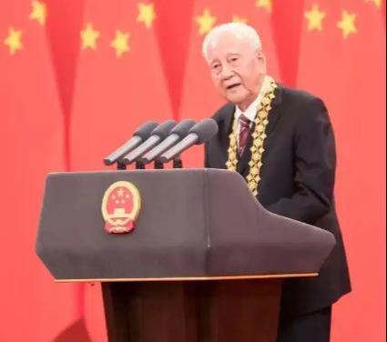 世：32岁被密召进京此后30年再没回过家long8唯一登录中国核潜艇之父黄旭华逝(图5)