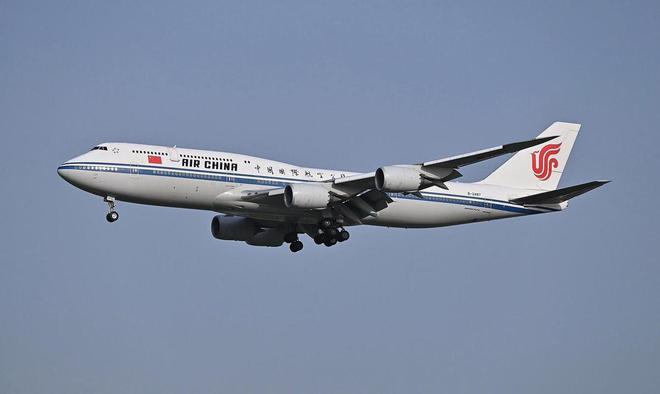 回应更多细节曝光网友说是“惯犯”龙8体育入口女子逼停飞机新后续：(图14)